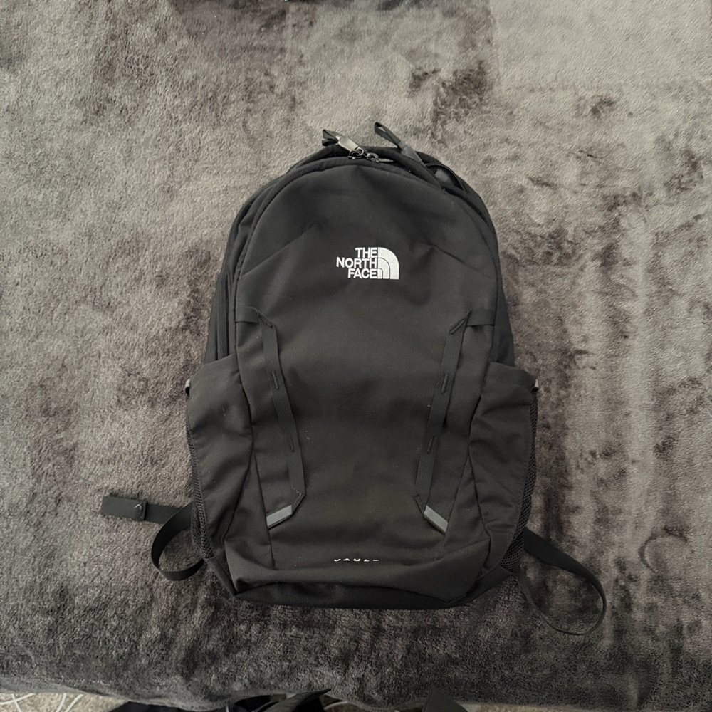 The North Face Women’s Black Vault Backpack with Logo